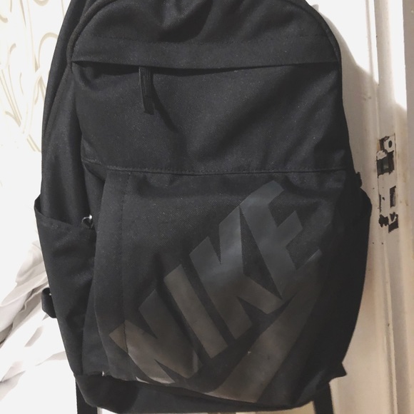 Nike bag - Picture 1 of 1